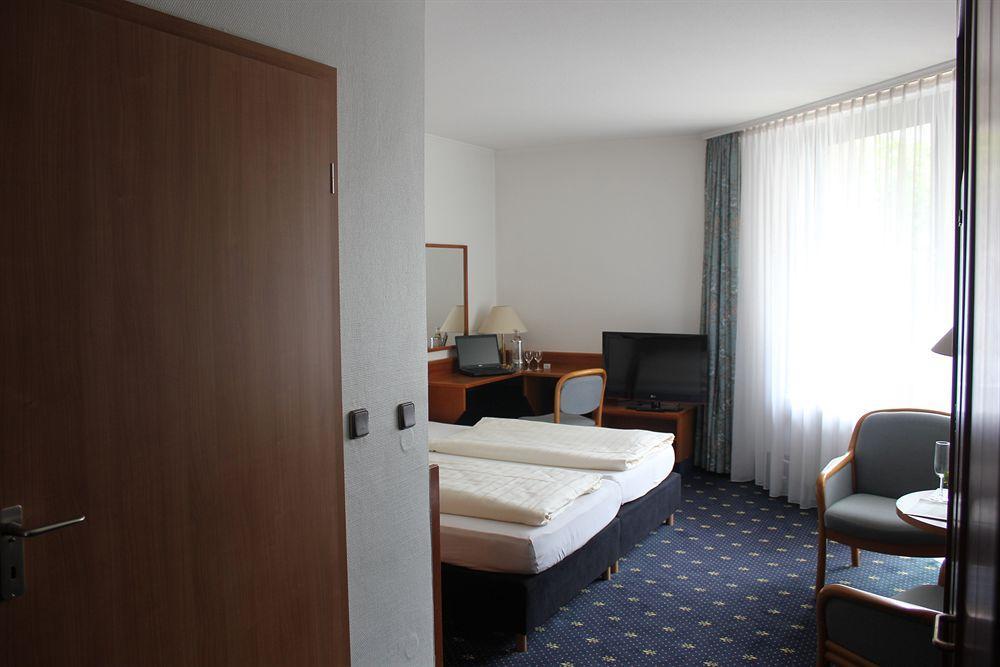 Convention Hotel Hannover Bad Nenndorf Exterior foto
